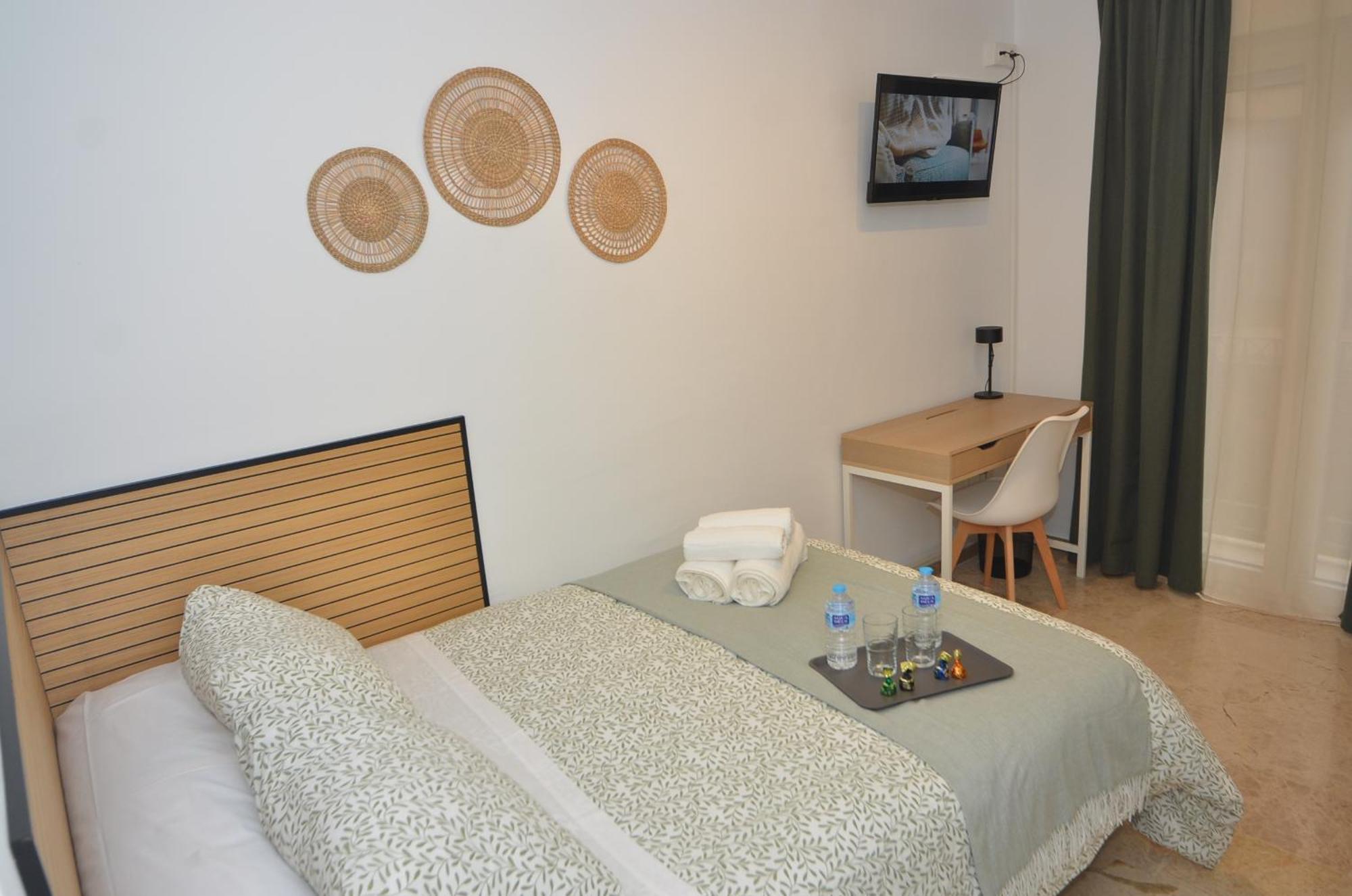 Alojamiento Azahara Málaga Exteriör bild